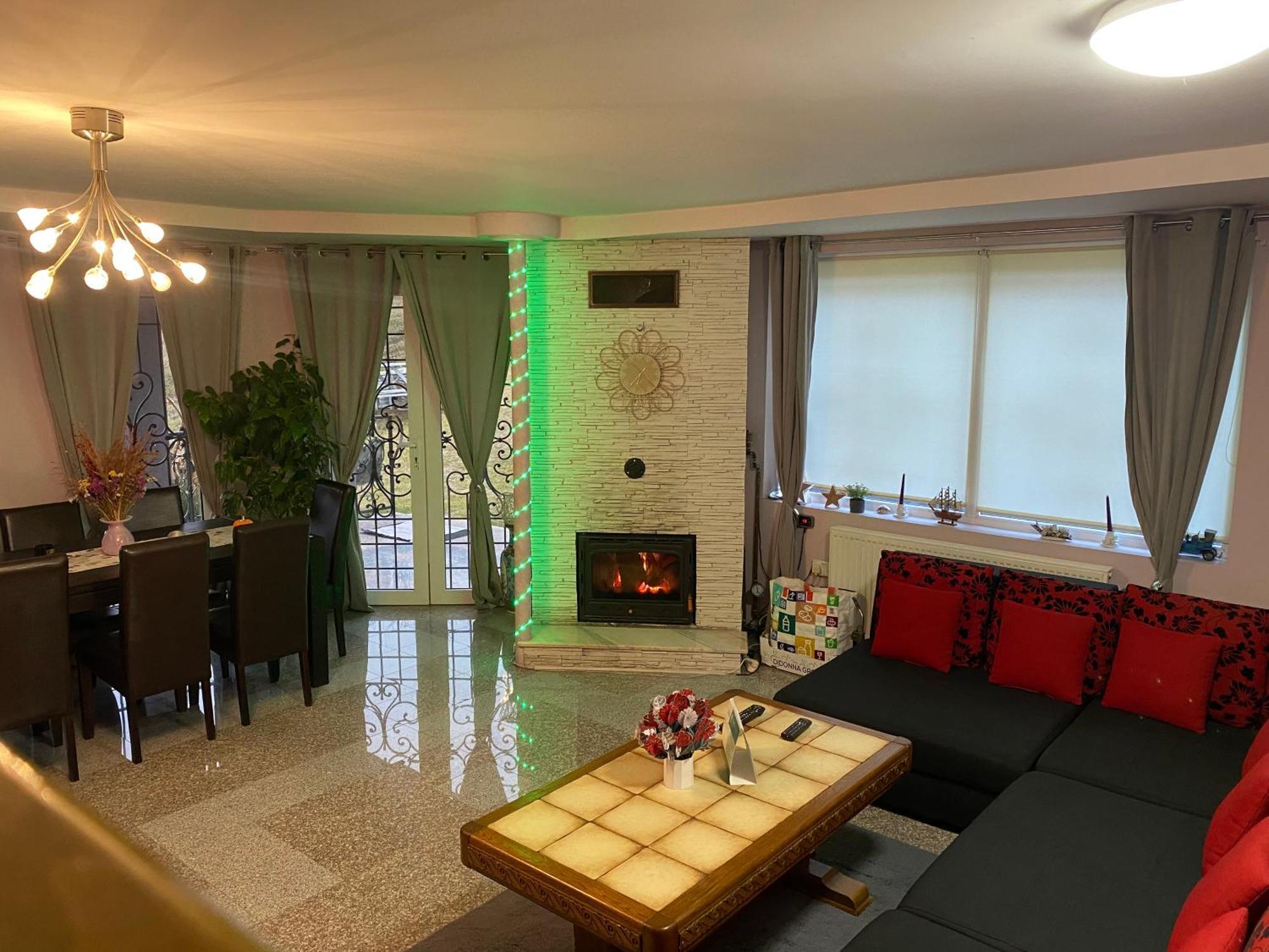 Lidia House Apartment Alba Iulia Exterior photo